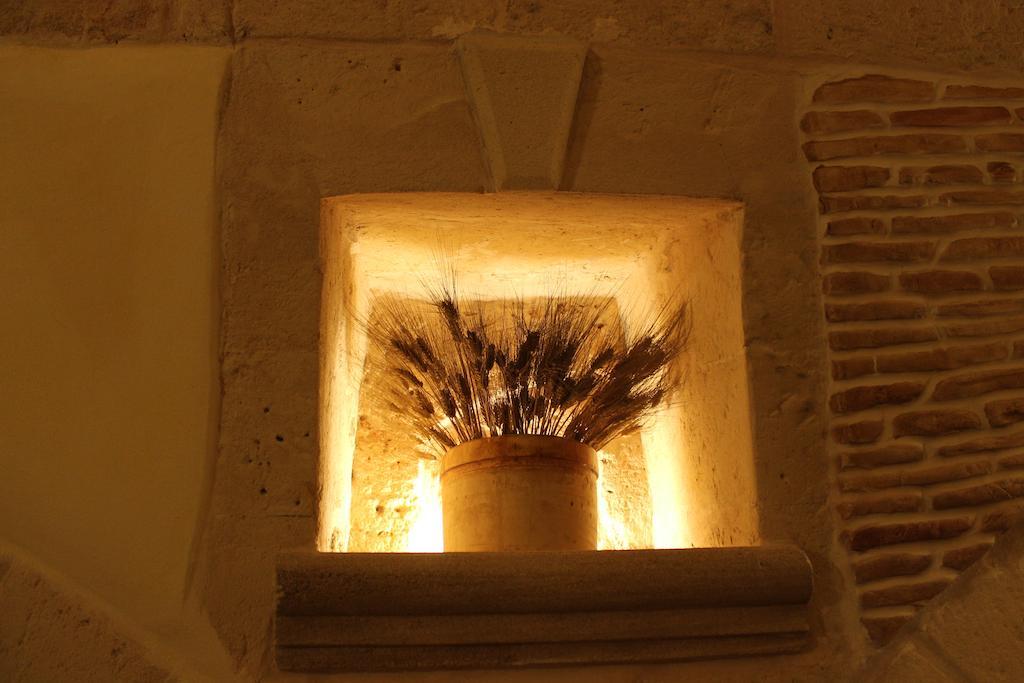 Domusfrumenti Oria  Exterior photo